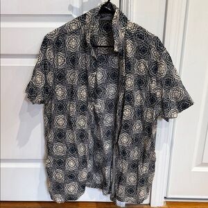 Floral Patterned Short Sleeve Shirt